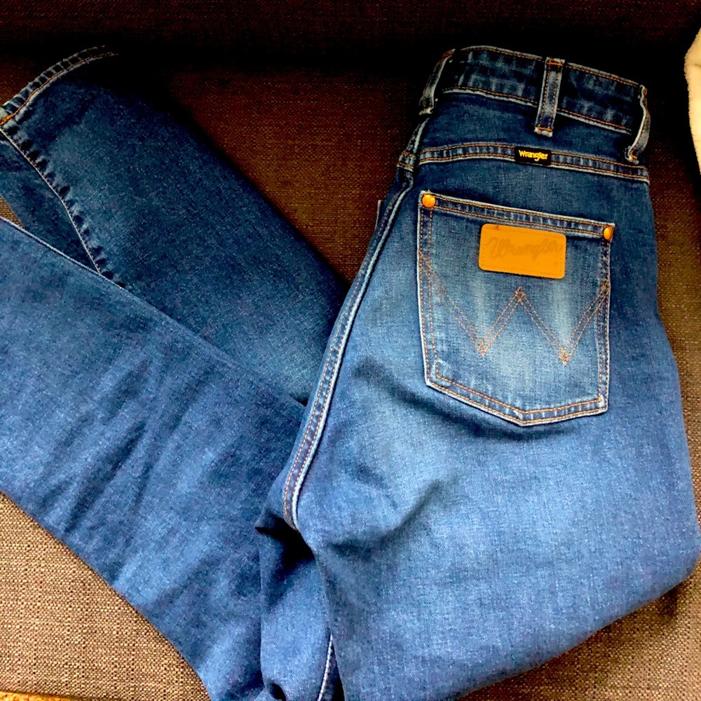 Wrangler high waisted jeans